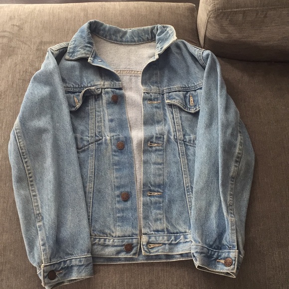 Jean jacket - Picture 1 of 2